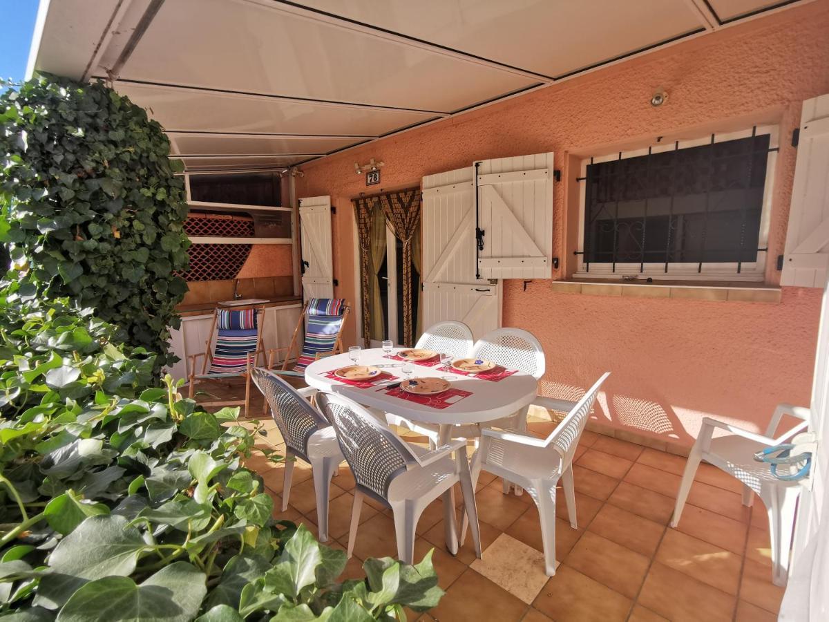 Les Lavandines -Coquette Maison De Vacances - 400 M De La Plage - Grande Terrasse - 2 Chambres - 2 Salles De Bain - Tout Confort Argeles-sur-Mer Luaran gambar